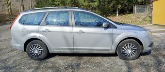 Ford Focus 1.6 16V - 4