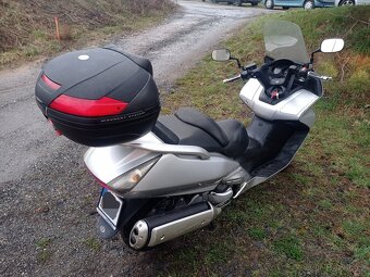 Honda Silver Wing 600, 2003 - 4