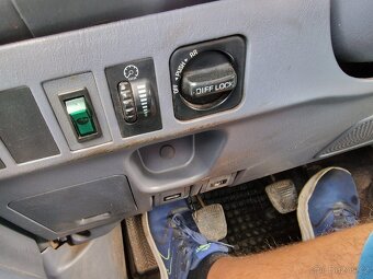 Toyota Land Cruiser 95, rok výroby 1996 3.0tdi 92kw 4x4 - 4