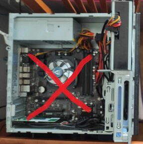 Chieftec case zdroj TFX 250W DVD supermulti LG čtečka karet - 4