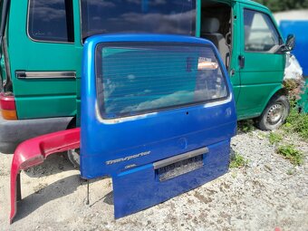 VW T4 zadní dveře výklopné - 4