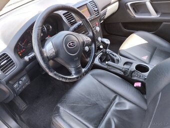 Subaru outback - 4
