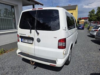 Volkswagen Transporter 2.5 TDI 9 míst TZ - 4
