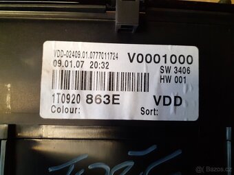 tachometr VW Touran 2007 - 4