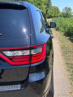DODGE DURANGO 5.7 R/T / 6 míst / - - 4