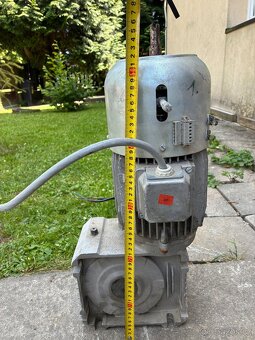 Elektromotor - 4