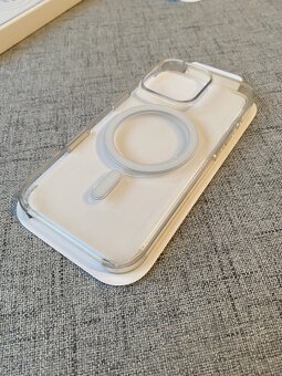 2x kryt na iPhone 16 Pro - 4