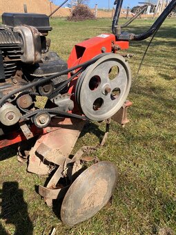 Kultivátor Briggs & Stratton - 4