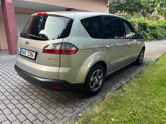 Ford S-max 2.0 TDCi 103kw, ČR - 2.majitel, 7. Míst - 4