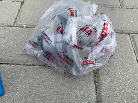 Lada Vaz, vodní pumpa nové, Tel 608 445 411 - 4