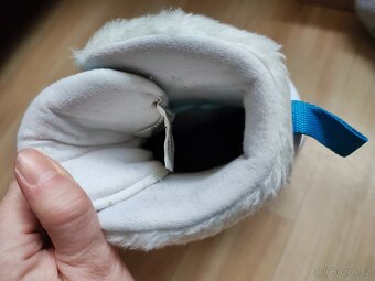 Dětské brusle rostoucí vel. 35-38- jako nové - 4