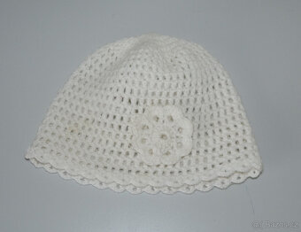 Dětská háčkovaná čepice - 4