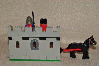 LEGO Castle 80te roky - 4