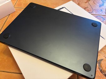 Apple MacBook Air M2 (2022) 8GB/256GB/zdroj/krabice - 4
