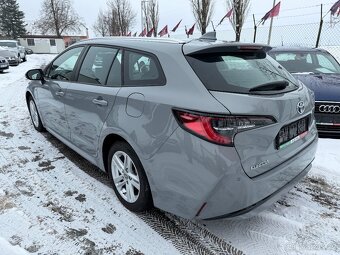 Toyta Corolla 1.8 Hybrid - 4