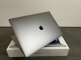 MacBook Pro 16" 2019 SG i7 / 16GB RAM / 500GB SSD - 4