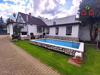 Rodinný dům, 4+1, vejminek 1+1, pozemek 1523 m2, dvě garáže, - 4