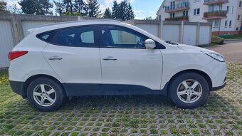 Prodám Hyundai ix35, 1.7 CRDi, nafta - 4