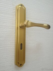 Dveřní klika / kování, zlatá mat, rozteč 72mm /1ks - 4