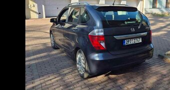 Honda Fr-v - 4