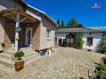 Prodej rodinných domů 5+1 a 2+1, 250 m², Bolatice - 4