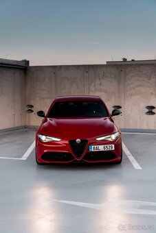 Alfa Romeo Giulia Veloce Ti Sport Q4 - 4