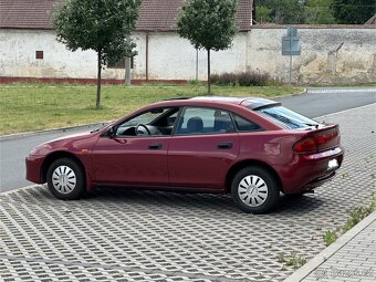 Mazda 323f ba 1.5 65kW červená - 4