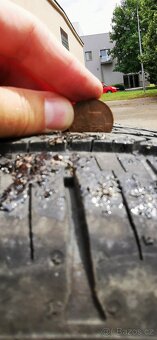 225/50 r18 Goodyear - 4