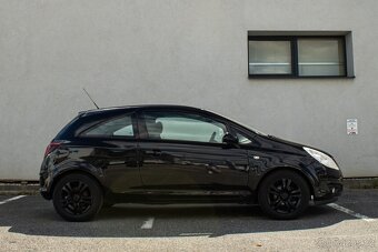 Opel Corsa 1.4 16V Cosmo - 4