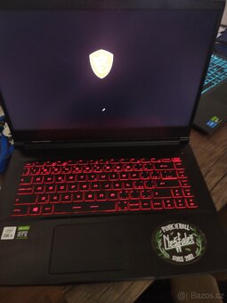 Herní notebook MSI - 4