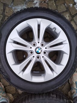 BMW X1 orig. al. disky 5x112 R17 + 225/55/17 zima - 4