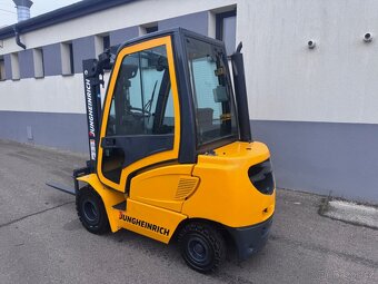 Jungheinrich DFG 20 diesel 2t triplex 4,4m kabina - 4