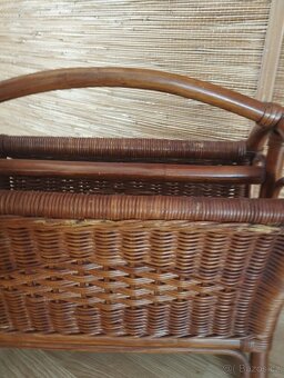 Ratanový stojan na časopisy - 4