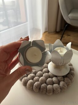 Set svícnů Tulips na čajové svíčky PartyLite - 4