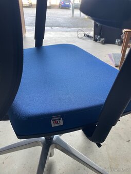 Kancelářská židle LYRA NET - 4