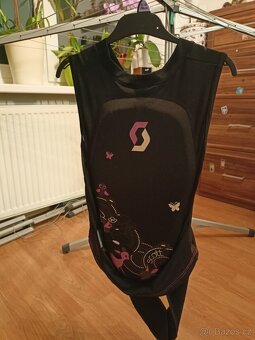 Chránič páteře Scott - 4