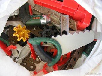 Dětský pracovní stůl BOSCH MINI. - 4