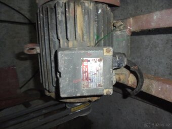 prodám cirkulárku na chalupu 3kW - 4