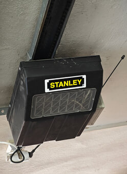 Prodám garážová vrata - 4