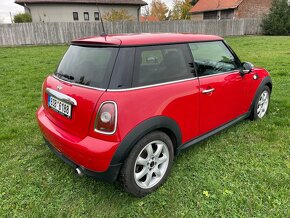 MINI COOPER 2010,1.6 - 4