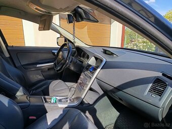 Volvo XC 60 - 4