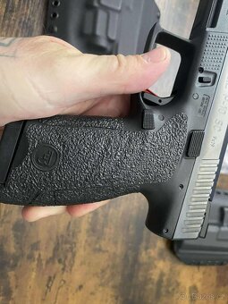 Pistole CZ P-10 SC 9x19 - 4