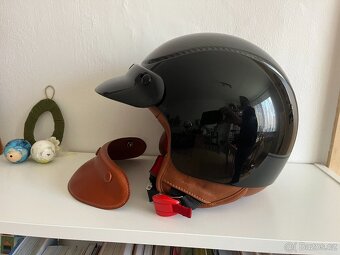 Moto helma Ferrari - 4