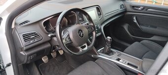 Renault Megane 4 - 4
