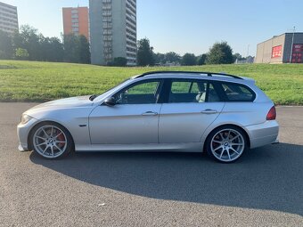 BMW e91 330xd - 4