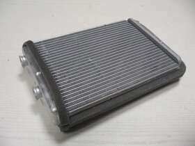 Fiat Idea NOVÉ original díly alternátor termostat vačka atd. - 4