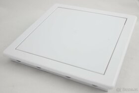 Montážní plastová dvířka bílá 200 × 200 mm - 4