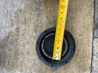 Víčka k IBC nádržím. - 4