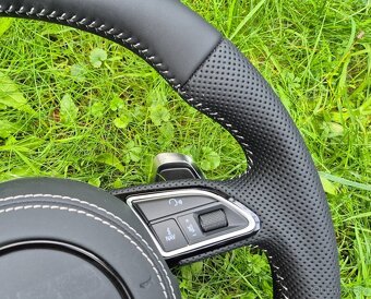 AUDI VOLANT KOŽENÝ MULTIFUNKCNY ZKOSENY - 4