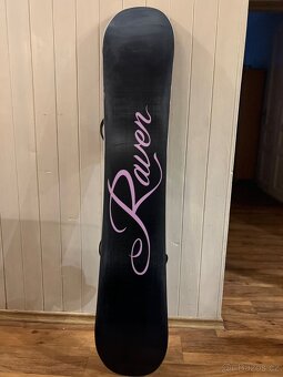 Prodám damské prkno RAVEN 143cm s vázáním Beany - 4